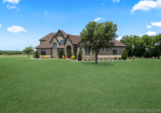 Photo 2 of Single family home for sale at 2825 E 171st Street S, Mounds, OK 74047 | MLS# 2623279 | Listing updated on 2026-07-24