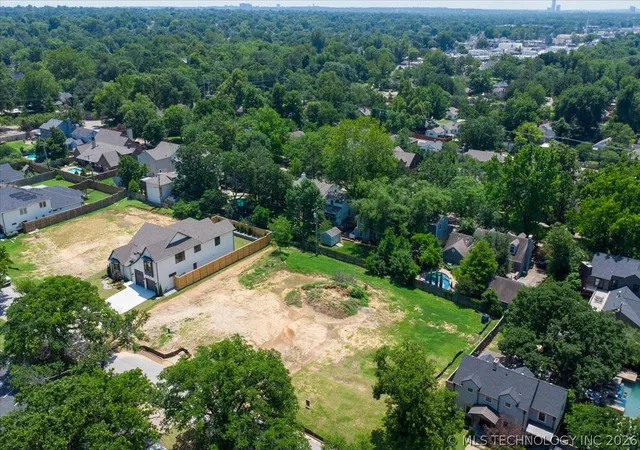 Photo 2 of Sale Pending at 1222 E 30th Street, Tulsa, OK 74114 | MLS# 2618297 | Listing updated on 2026-08-25