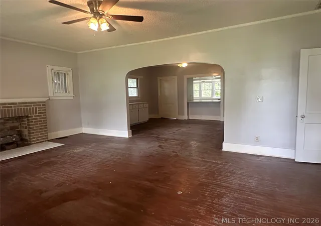 Homes for sale in Henryetta, OK | 809 W Moore St, Henryetta, OK 74437 | MLS# 2623298