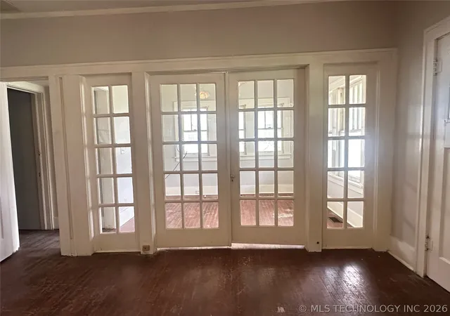 image of 809 W Moore St, Henryetta, OK 74437 | MLS# 2623298