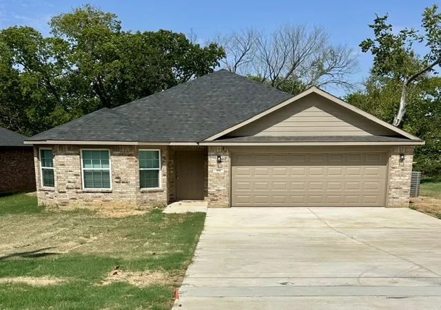 Photo 1 of Single family home for sale at 408 W Curtis Ave, Calera, OK 74730 | MLS# 2623402 | Listing updated on 2026-08-31