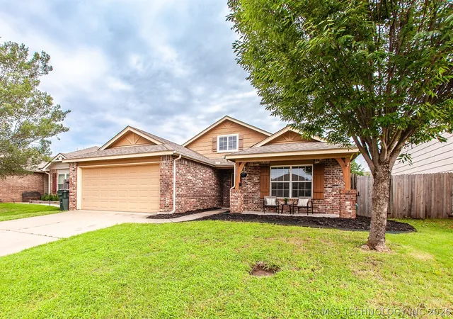 Homes for sale in Owasso, OK | 10709 N 153rd East Ave E, Owasso, OK 74055 | MLS# 2623417