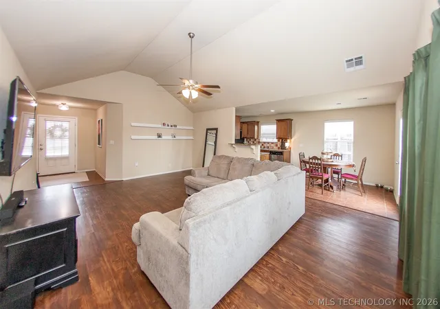 Homes for sale in Owasso, OK | 10709 N 153Rd East Ave E, Owasso, OK 74055 | MLS# 2623417