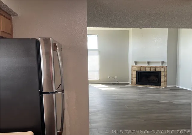 4th image of 6737 S Peoria Ave #B216, Tulsa, OK 74136 | MLS# 2623404