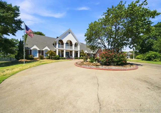 Photo 4 of Single family home for sale at 66235 S 320th Road, Chouteau, OK 74337 | MLS# 2623465 | Listing updated on 2026-08-20