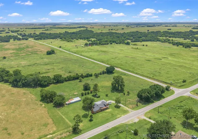 Homes for sale in Comanche, OK | 278055 State Hwy 53 Hwy, Comanche, OK 73529 | MLS# 2623466