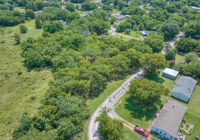4th image of 002 Jones, Calera, OK 74730 | MLS# 2623495