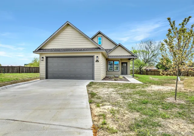 1st image of 1178 Wild Indigo Cir, Calera, OK 74730 | MLS# 2623501