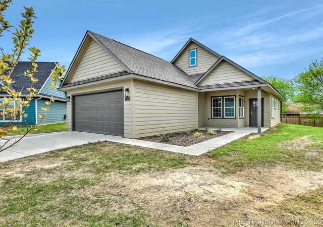 2nd image of 1178 Wild Indigo Cir, Calera, OK 74730 | MLS# 2623501