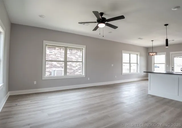 5th image of 1190 Wild Indigo Cir, Calera, OK 74730 | MLS# 2623504