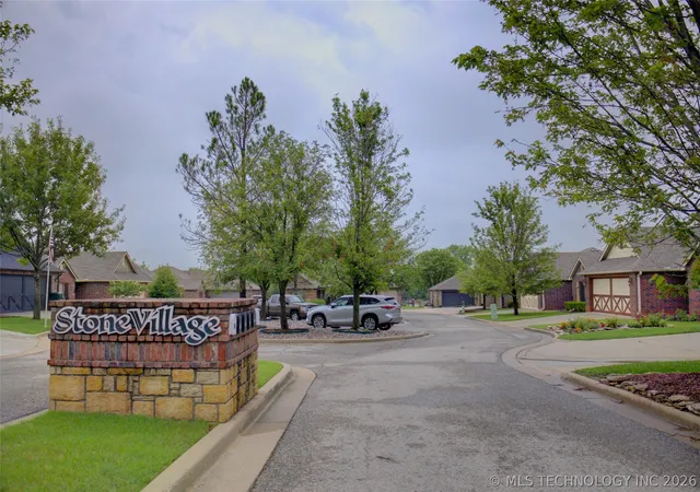 Homes for sale in Collinsville, OK | 583 S 22nd Pl, Collinsville, OK 74021 | MLS# 2622905