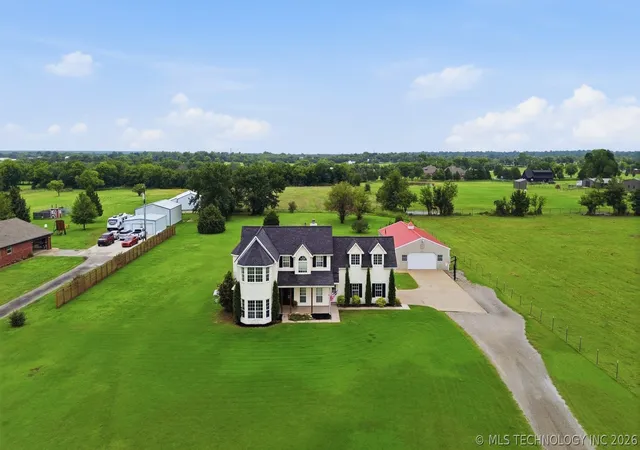 Homes for sale in Collinsville, OK | 7855 E 116Th St N, Collinsville, OK 74021 | MLS# 2623434