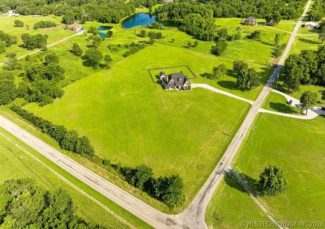 Homes for sale in Stonewall, OK | 16198 County Road 3635, Stonewall, OK 74871 | MLS# 2623274