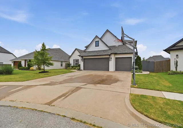 4th image of 424 E 126Th St S, Jenks, OK 74037 | MLS# 2623113
