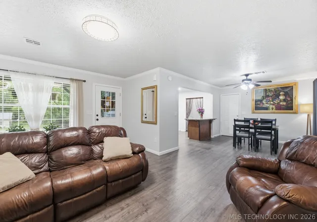 Photo 5 of Sale Pending at 28355 E 2nd Street, Catoosa, OK 74015 | MLS# 2623412 | Listing updated on 2026-08-20
