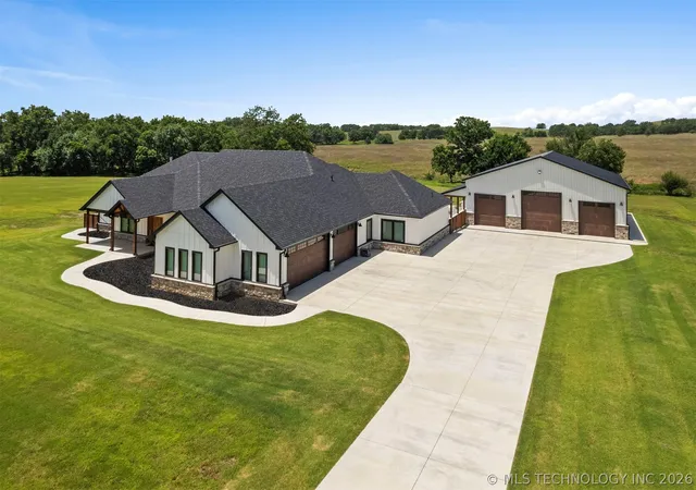 Homes for sale in Ramona, OK | 30419 N 3994 Dr, Ramona, OK 74061 | MLS# 2623543