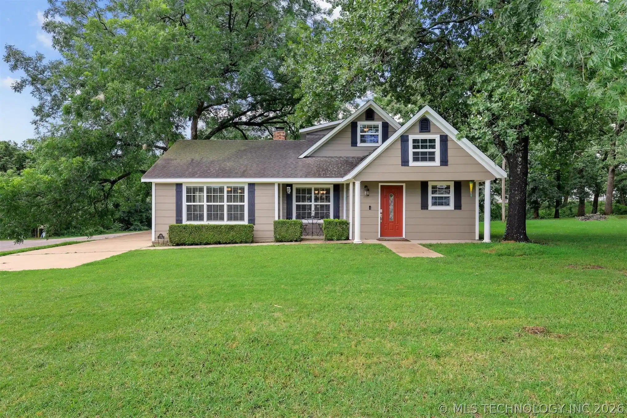 Photo 1 of Single family home for sale at 4015 Lookout Dr, Kingston, OK 73439 | MLS# 2623250 | Listing updated on 2026-10-17