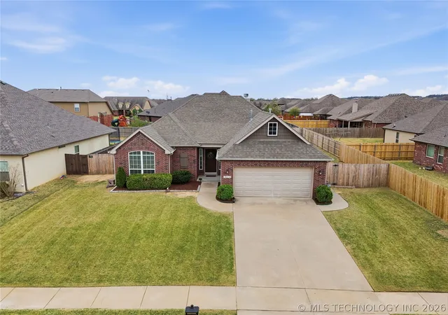 Homes for sale in Tulsa, OK | 18210 E 47Th St, Tulsa, OK 74134 | MLS# 2623492