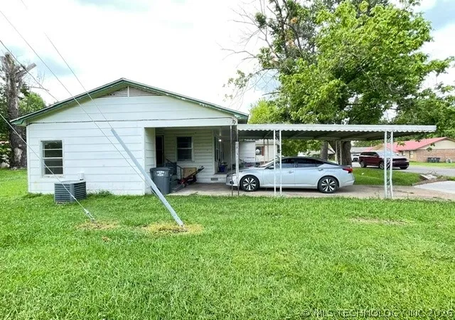 Homes for sale in Vian, OK | 201 S Dorothy St, Vian, OK 74962 | MLS# 2623558