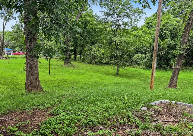 Homes for sale in Fort Gibson, OK | 404 E Cottonwood Ave, Fort Gibson, OK 74434 | MLS# 2623580