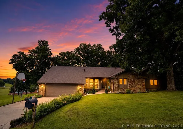 1st image of 209 Walnut Cir, Grove, OK 74344 | MLS# 2623566