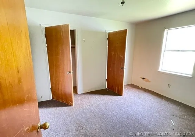 Listing Photo 2 - Condo for sale in building located at 517 Beverly Dr, Vian, OK 74962 - Unit #