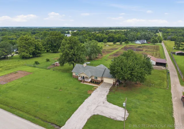 Homes for sale in Talala, OK | 2467 E 380 Rd, Talala, OK 74080 | MLS# 2623595