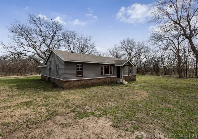 2nd image of 30740 N 3996, Ramona, OK 74061 | MLS# 2623600