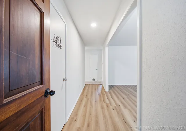 Photo 3 of Single family home for sale at 2605 W Urbana St, Broken Arrow, OK 74012 | MLS# 2623033 | Listing updated on 2026-10-05