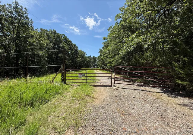 3rd image of 31384 W Tucker Knob Rd, Kinta, OK 74552 | MLS# 2623626