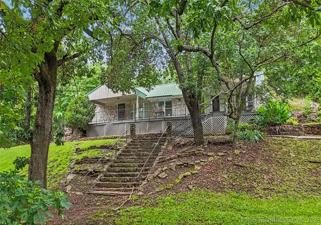 Homes for sale in Tahlequah, OK | 25031 S 490 Rd, Tahlequah, OK 74464 | MLS# 2623619