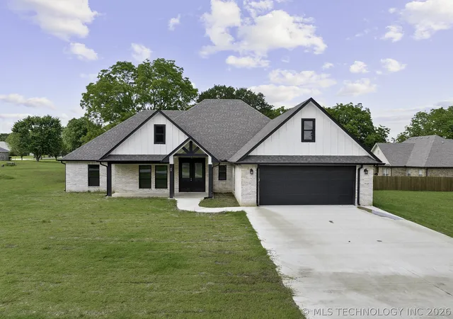 Homes for sale in Lone Grove, OK | 40 Whipperwill St, Lone Grove, OK 73443 | MLS# 2623652