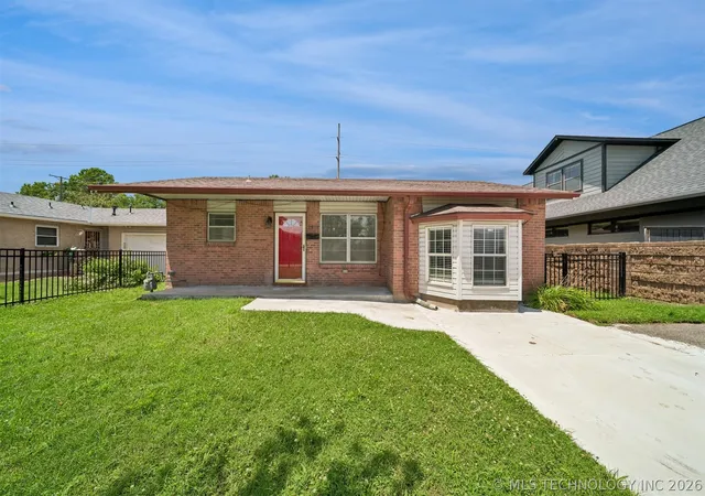 Homes for sale in Tulsa, OK | 2312 S Nogales Ave, Tulsa, OK 74107 | MLS# 2623623