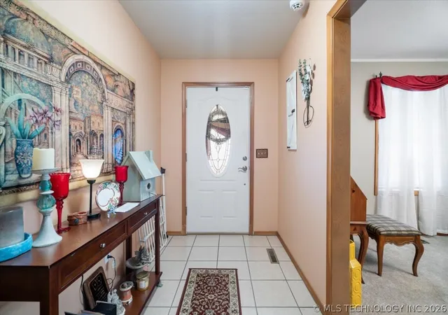 Homes for sale in Bartlesville, OK | 914 Se Delaware Ave, Bartlesville, OK 74003 | MLS# 2608236