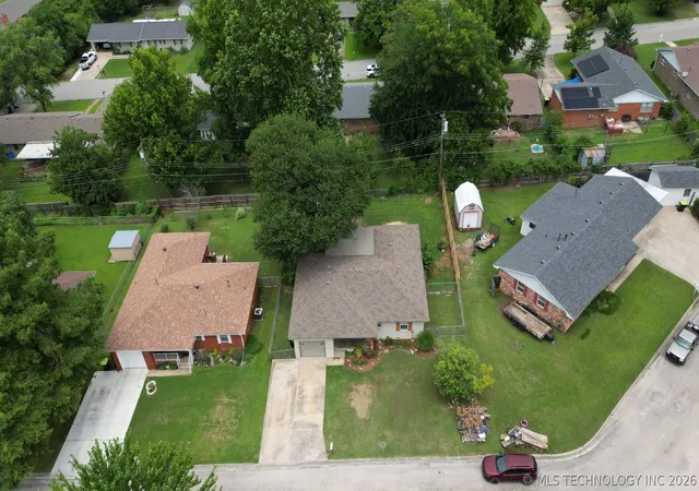 Homes for sale in Ada, OK | 1830 E 17th, Ada, OK 74820 | MLS# 2623687