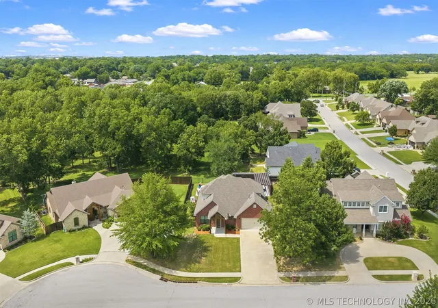45th image of 1707 Warwick Cir, Ardmore, OK 73401 | MLS# 2623690