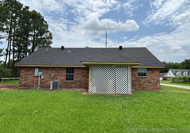 Homes for sale in Durant, OK | 1011 N 49Th, Durant, OK 74701 | MLS# 2623403