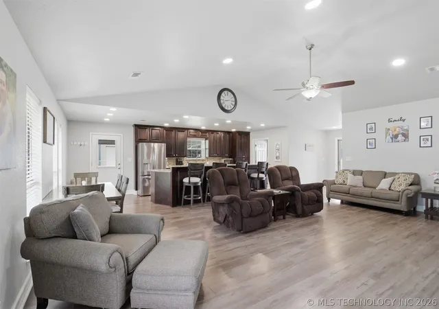 Homes for sale in Kingston, OK | 11305 Timber Oak Ct, Kingston, OK 73439 | MLS# 2623698