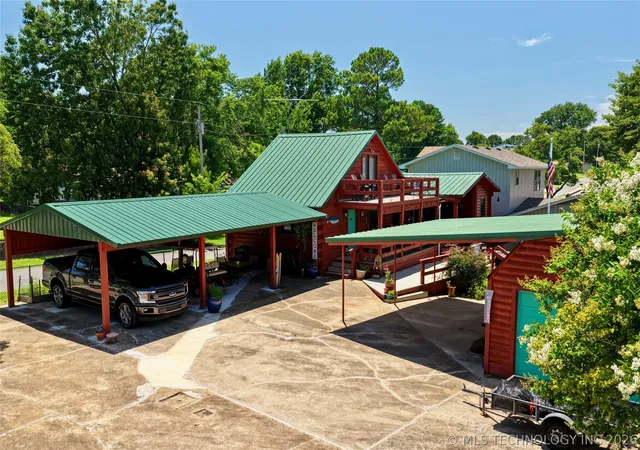2nd image of 504 N Elm, Eufaula, OK 74432 | MLS# 2623446