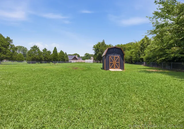 Homes for sale in Owasso, OK | 17621 E 80th St, Owasso, OK 74055 | MLS# 2623544