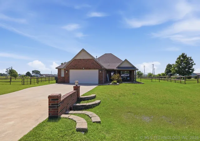 2nd image of 5962 E 136th Pl, Collinsville, OK 74021 | MLS# 2623546