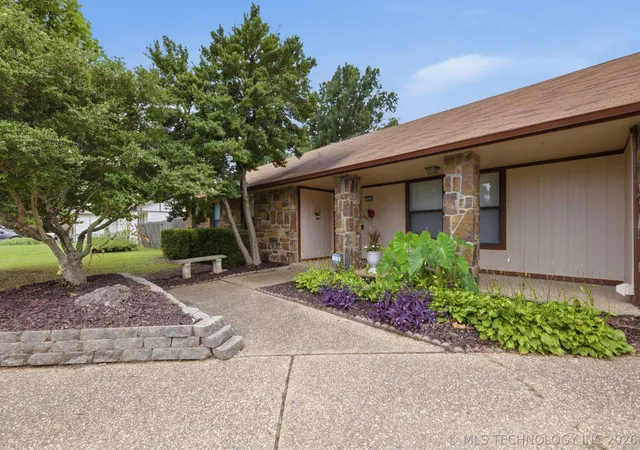 1st image of 11414 S Franklin Ave, Jenks, OK 74037 | MLS# 2623735