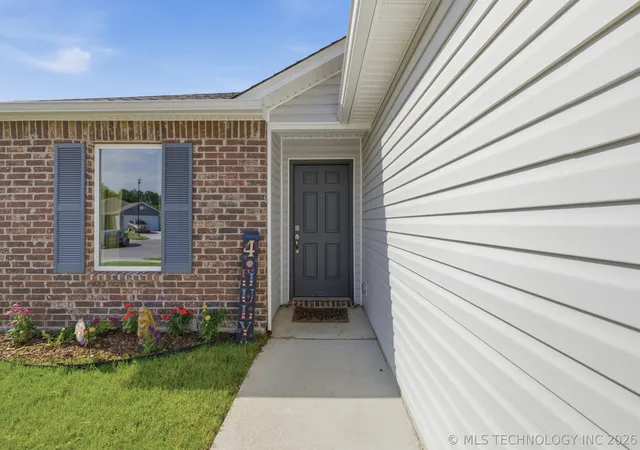 Homes for sale in Coweta, OK | 23709 E 117Th Pl S, Coweta, OK 74429 | MLS# 2623204