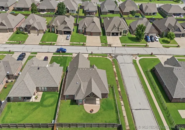 Homes for sale in Owasso, OK | 7514 E 83rd Pl N, Owasso, OK 74055 | MLS# 2623741