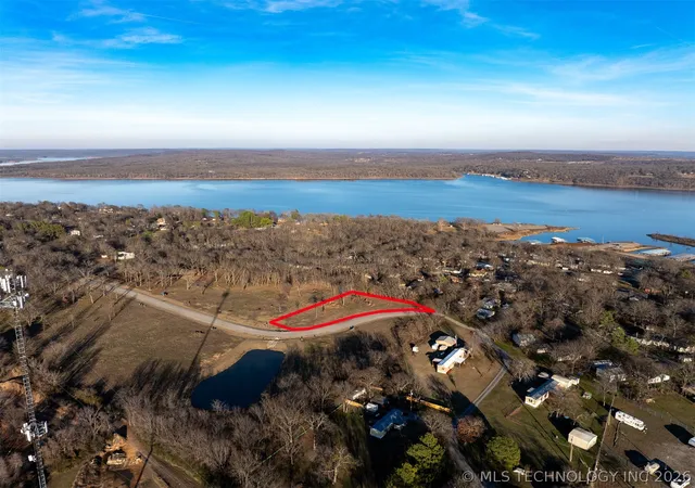 Homes for sale in Wagoner, OK | 74124 S Fir Dr, Wagoner, OK 74467 | MLS# 2623787