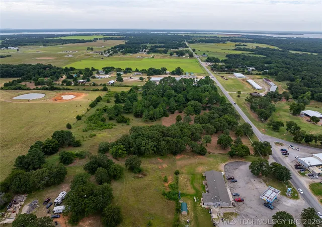 3rd image of 001 Enos Rd, Kingston, OK 73439 | MLS# 2623792