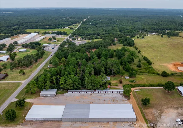 7th image of 001 Enos Rd, Kingston, OK 73439 | MLS# 2623792