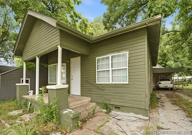 3rd image of 512 E 16Th, Ada, OK 74820 | MLS# 2623793