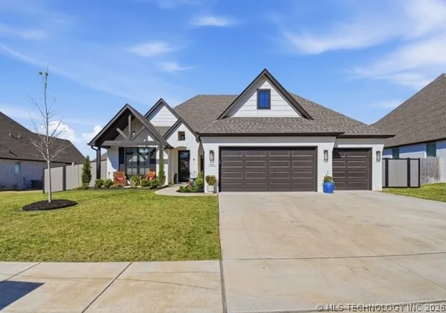 1st image of 506 N 84th Pl, Broken Arrow, OK 74014 | MLS# 2623805