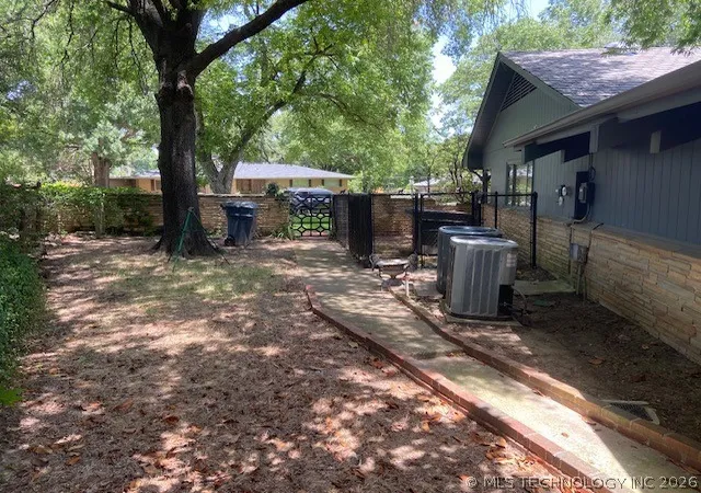 97th image of 2002 Cloverleaf Pl, Ardmore, OK 73401 | MLS# 2623818